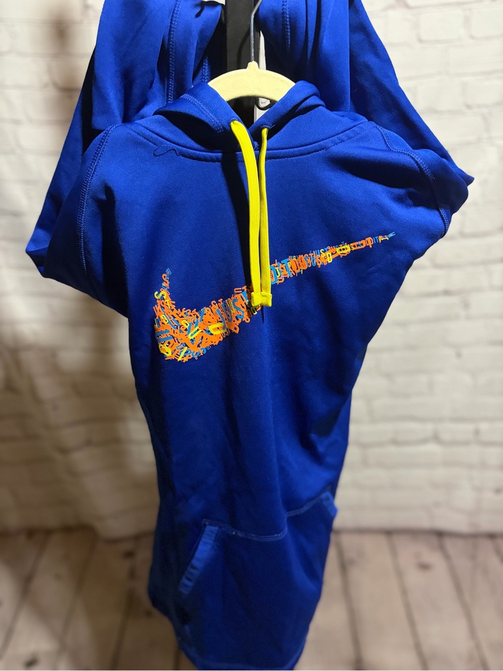 Nike Youth XL Royal Blue Graphic Swoosh Warm Therma-FIT Pullover Hoodie 🏃♂️